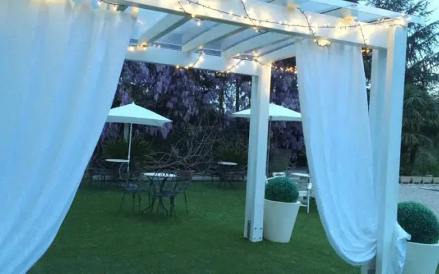 B&b Chartaria