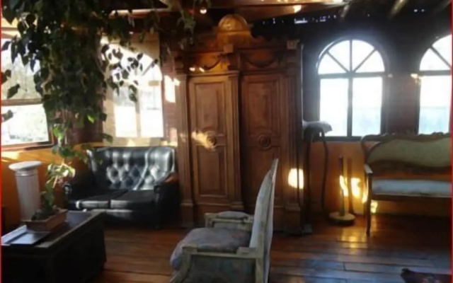 Hostal Paris