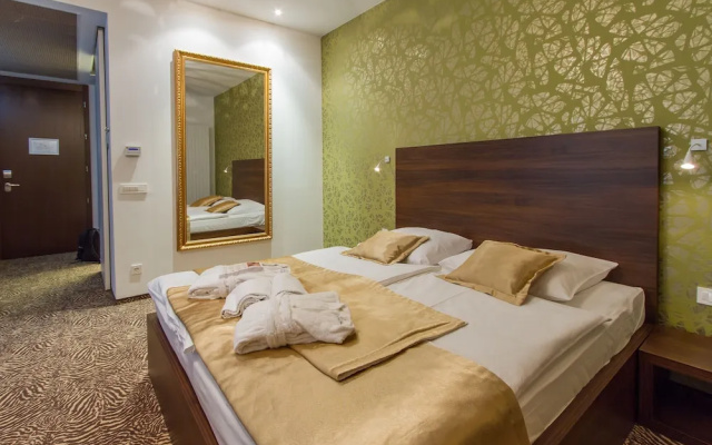 Rimske terme Resort