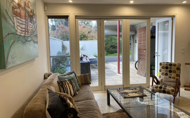 315 West St Kilda 3 Bedroom House