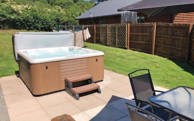 Heartsease Lodges