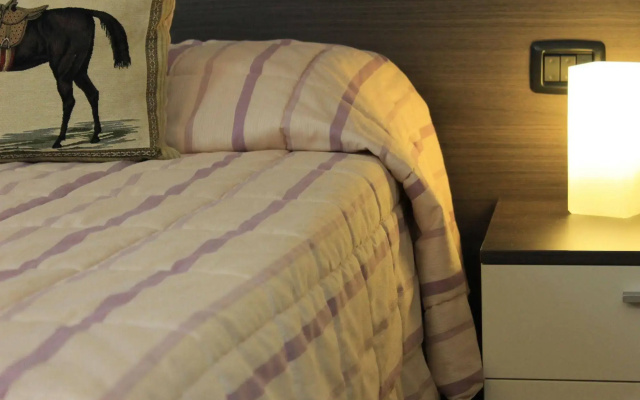EQ Hotel