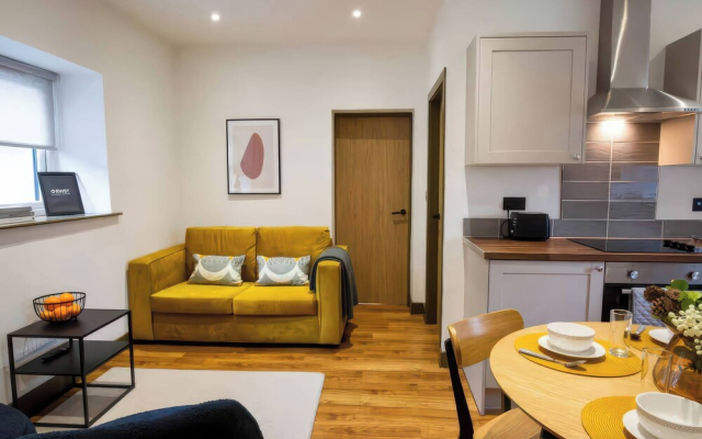 Oakwood Apartment