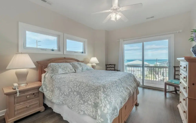 Callalily by Topsail Realty