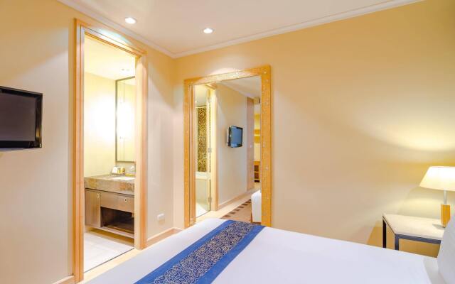 Отель Admiral Premier Sukhumvit 23 By Compass Hospitality Бангкок комната для гостей