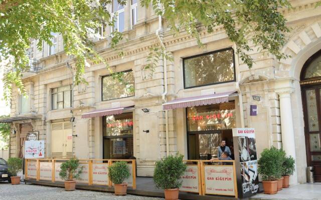 Отель Boulevard Guest House Азербайджан, Баку - 3 отзыва об отеле, цены и фото номеров - забронировать отель Boulevard Guest House онлайн вид на фасад