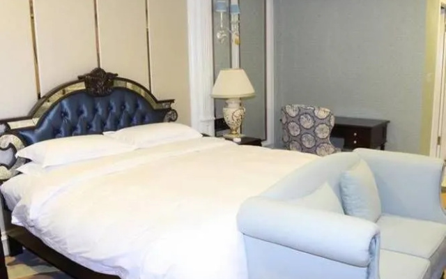 Run Zeng Hotel