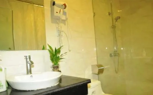 Qing Qing Hotel