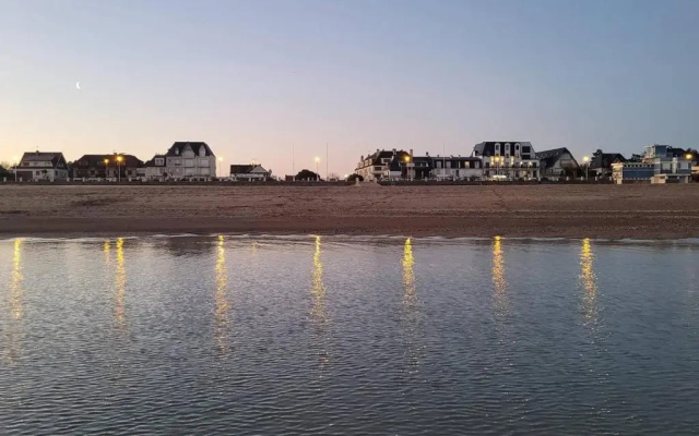 Appartement Merville-Franceville-Plage, 3 pièces, 5 personnes - FR-1-465-78