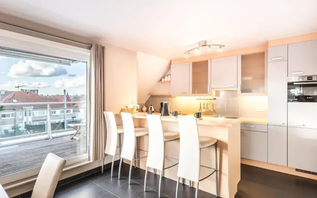 Maeterlinck 201 Sunny Penthouse in Koksijde