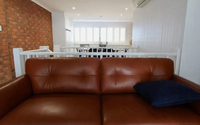 Southern Sands Beachfront Apartment
