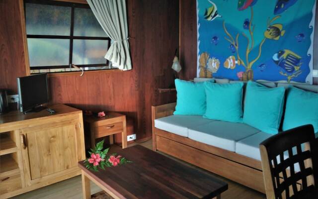 Отель Hôtel La Pirogue Api комната для гостей