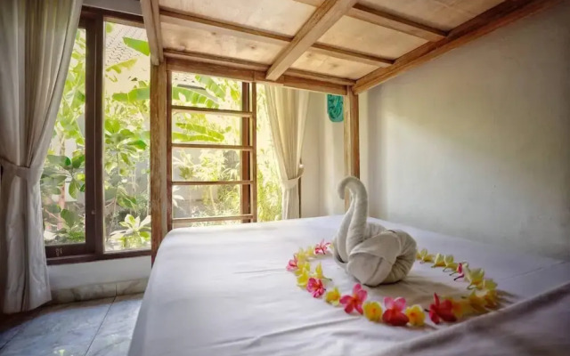 Kirana Homestay - Breeze Bungalow