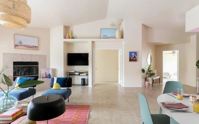 Flamingo by AvantStay | Desert Oasis 10 Mins to Coachella w/ Pool