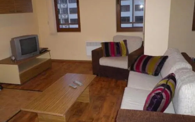 Md Alexander Services Apartments