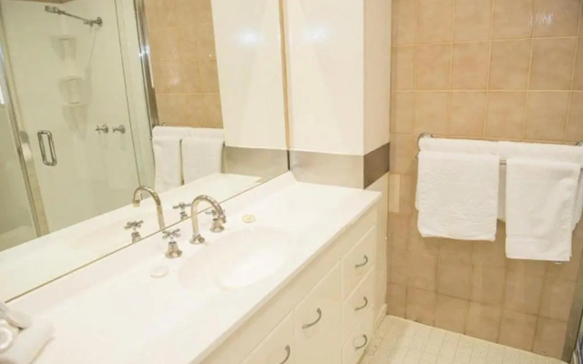 Garden City Motor Inn