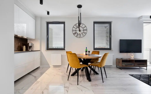 Elite Apartments Goldie | balcony & free parking | CENTER