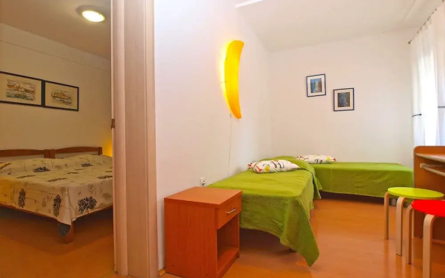Apartment 1346