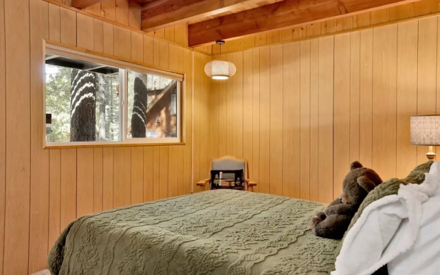 Slope Side Getaway #2526