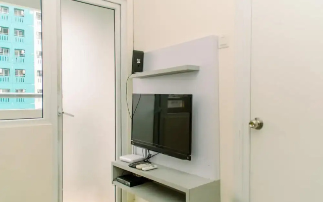 Modern Look 2Br Green Pramuka City Apartment Near Mall