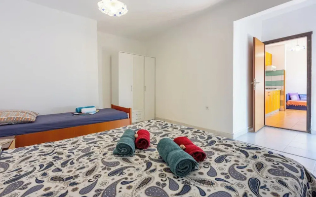 Apartments Davor