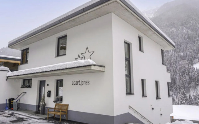 Apartment Jonas See