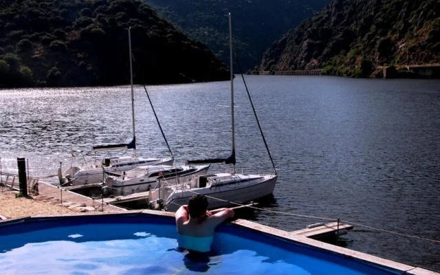 Douro Fluvina Yachts & Chalets