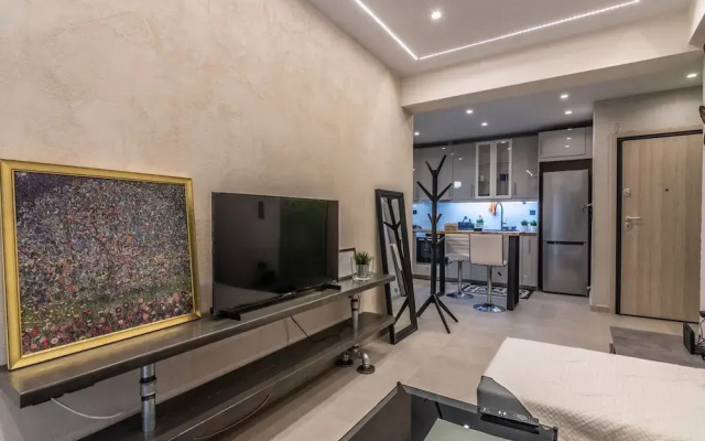 Downtown Cozy Studio in Exarchia