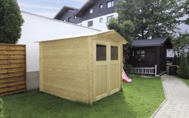 Am Birkenhain 13930