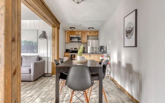 Glorious Mt Hood Condo #304