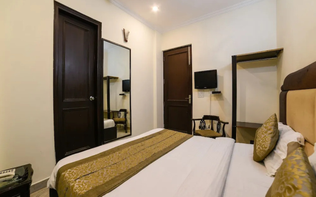 OYO 1768 Home Stay The Divine Home