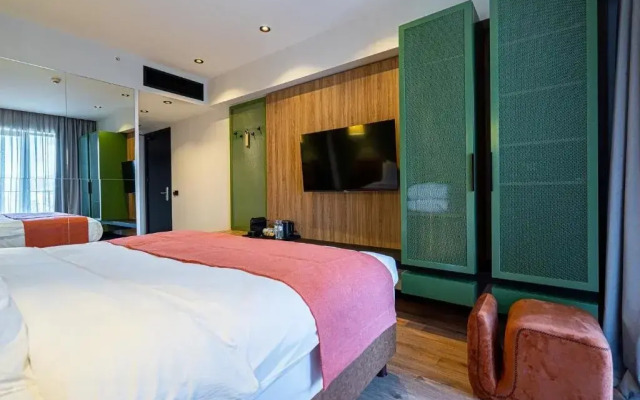Hotel 21
