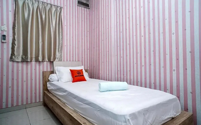 KoolKost Syariah near Universitas Moestopo Bintaro