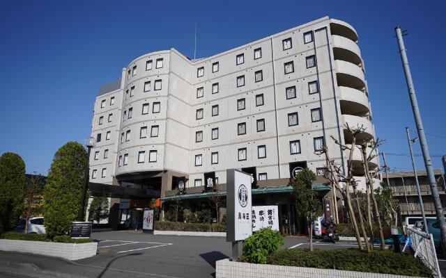 APA Hotel Sagamihara Kobuchieki-mae вид на фасад