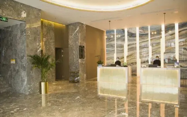Longchang Jingu Hotel