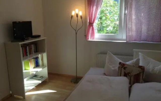 Petite Bellevue II