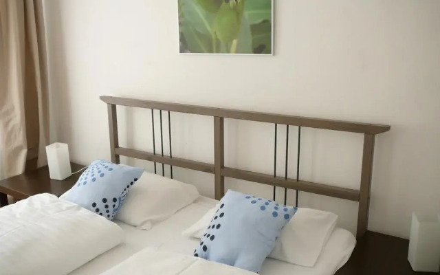 Апартаменты Charles Bridge Apartments вид на фасад