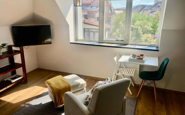 Gladstone Suites