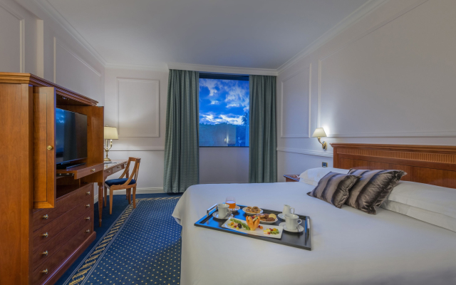 Savoy Hotel & Spa