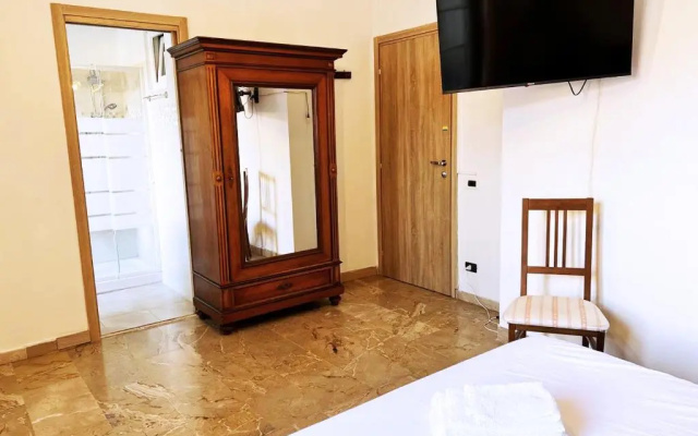 Casa Radiosa Varese Rooms