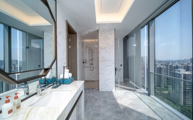 Crowne Plaza Hangzhou Linping by IHG