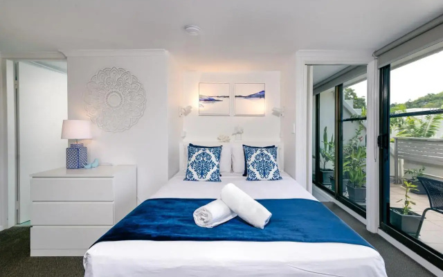 Latitude 16 Tropical Reef Apartments