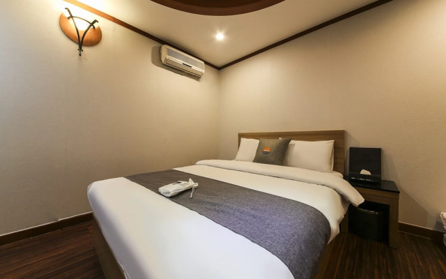Sokcho Ritz Hotel
