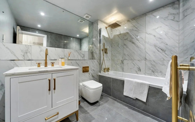 Apartment in Wapping Near Tower of London