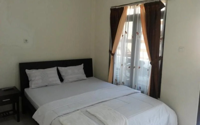 Hotel Dubai Sumenep