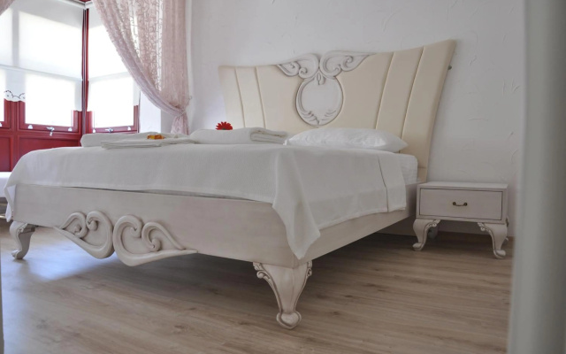 Alacati Lucky Angel Hotel