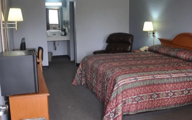 OYO Malden Airport Inn