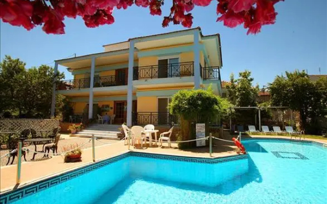 Villa George, Orfanidou Antonia, Rooms