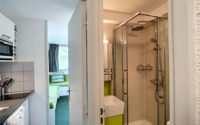 Appartement Les Menuires, 2 pièces, 4 personnes - FR-1-178-48