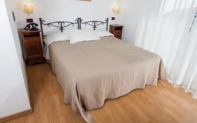 Andromaco Palace Hotel